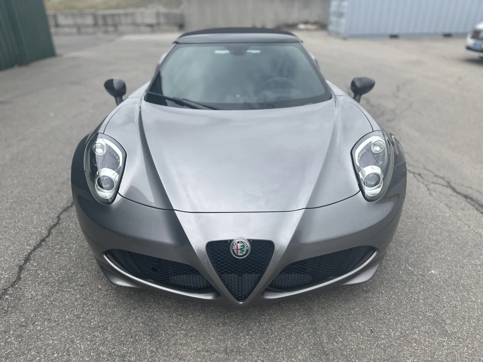 2016 Alfa Romeo 4C Spider - Image 6 of 31