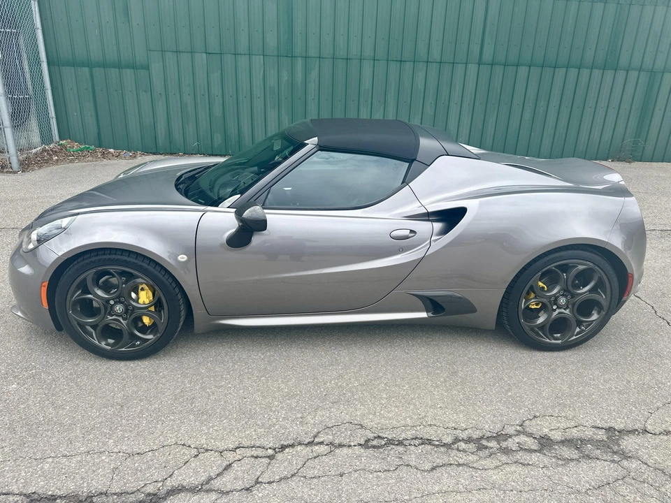 2016 Alfa Romeo 4C Spider - Image 12 of 31