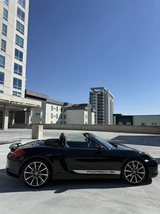 2016 Porsche 981 Boxster - Image 15 of 31
