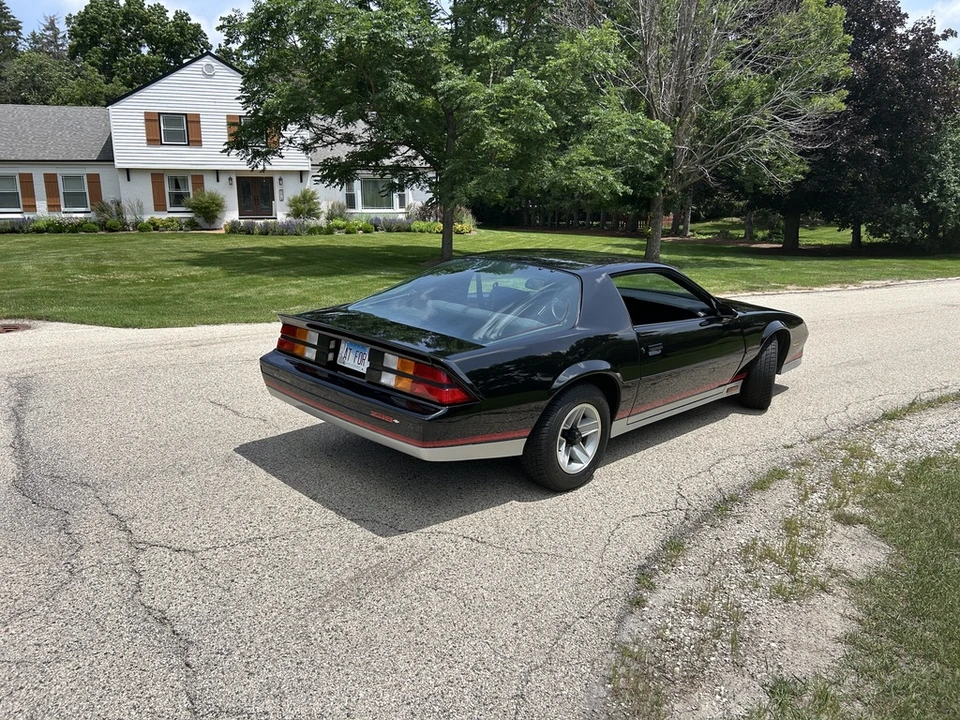 1984 Chevrolet Camaro IROC-Z & Z28 3rd Gen - Image 20 of 31