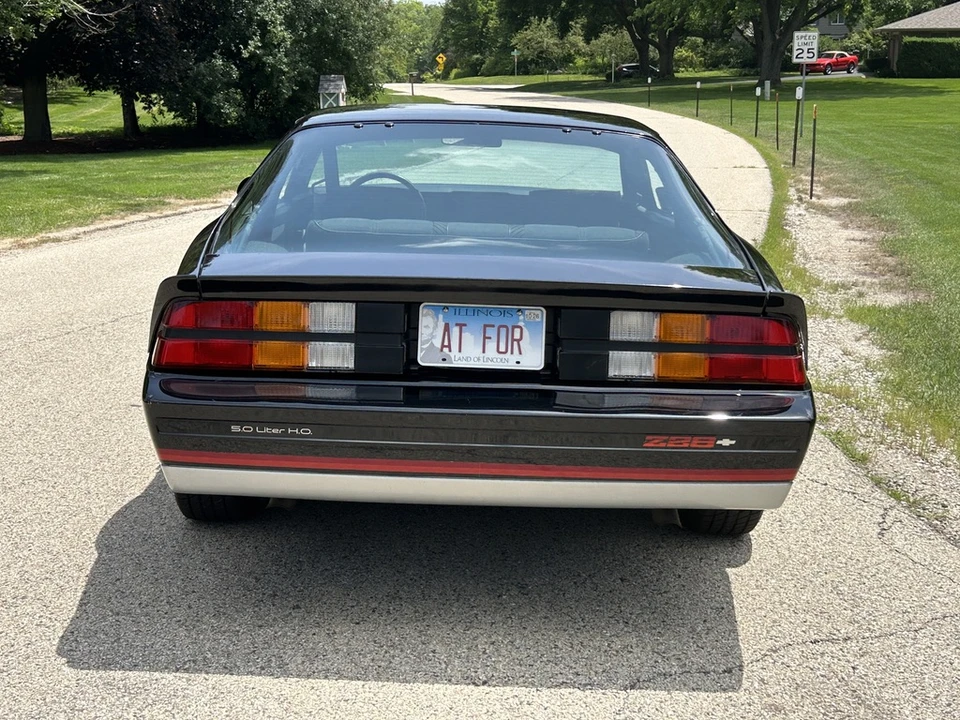 1984 Chevrolet Camaro IROC-Z & Z28 3rd Gen - Image 27 of 31