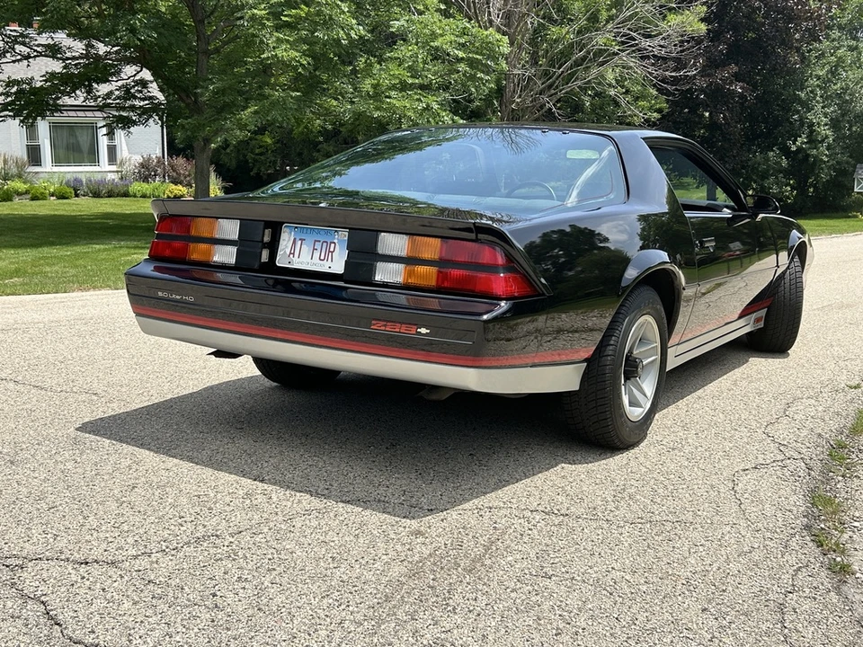 1984 Chevrolet Camaro IROC-Z & Z28 3rd Gen - Image 24 of 31