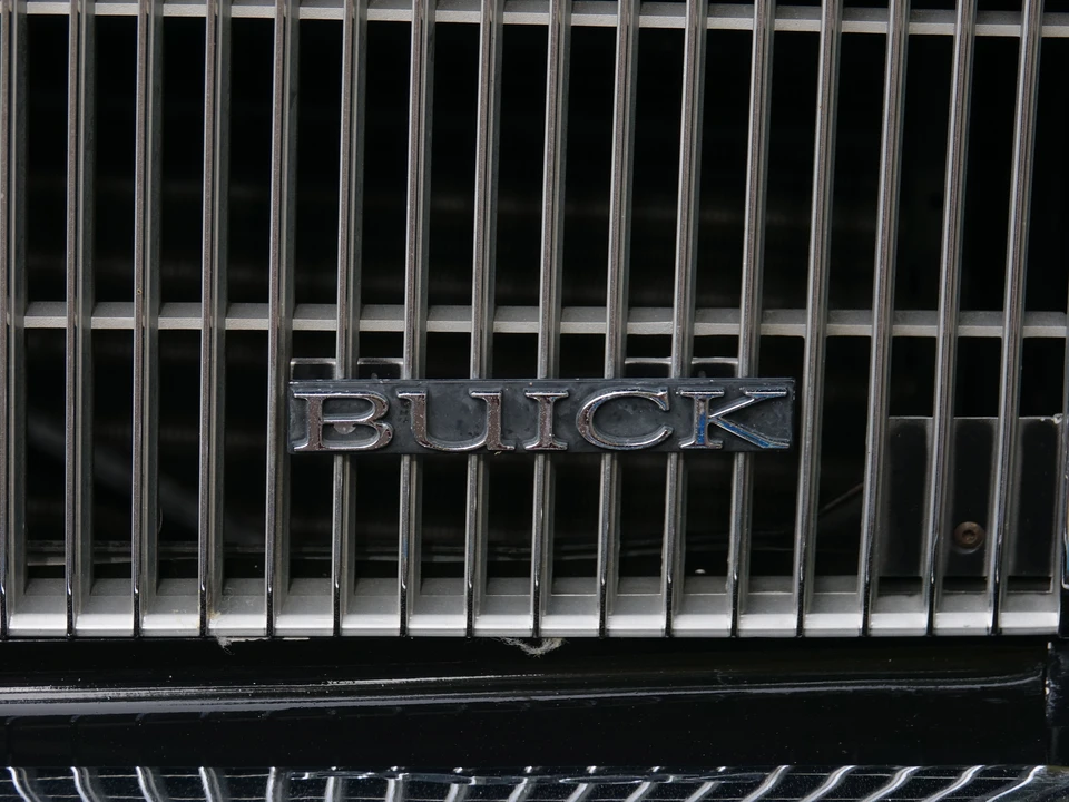 1985 Buick LeSabre - Image 28 of 31
