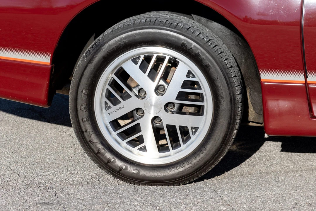 1985 Pontiac Firebird Trans Am 3rd Gen - Image 31 of 31