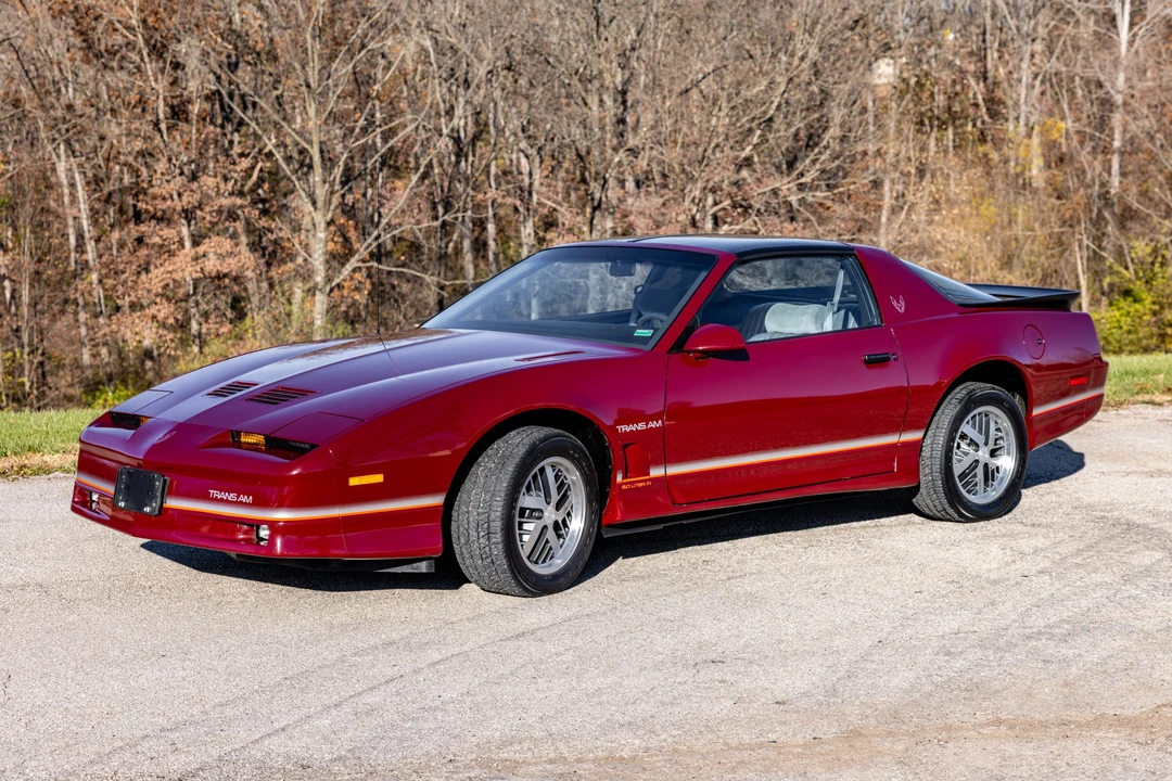 1985 Pontiac Firebird Trans Am 3rd Gen - Image 2 of 31
