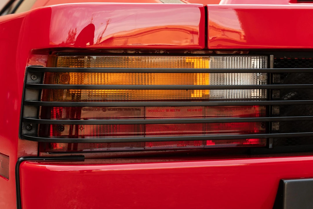 1986 Ferrari Testarossa - Image 18 of 31