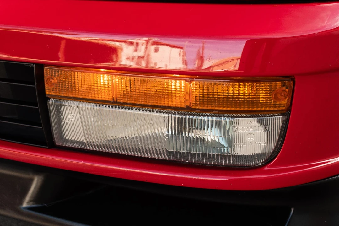 1986 Ferrari Testarossa - Image 16 of 31
