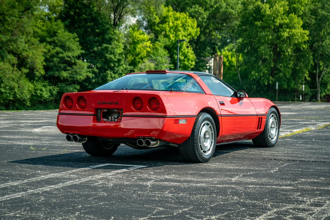 1987 Chevrolet Corvette C4 - Image 16 of 31
