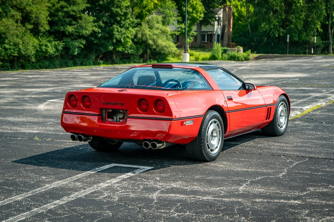 1987 Chevrolet Corvette C4 - Image 15 of 31