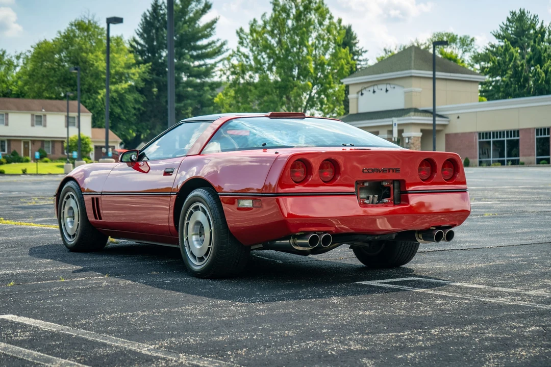 1987 Chevrolet Corvette C4 - Image 23 of 31