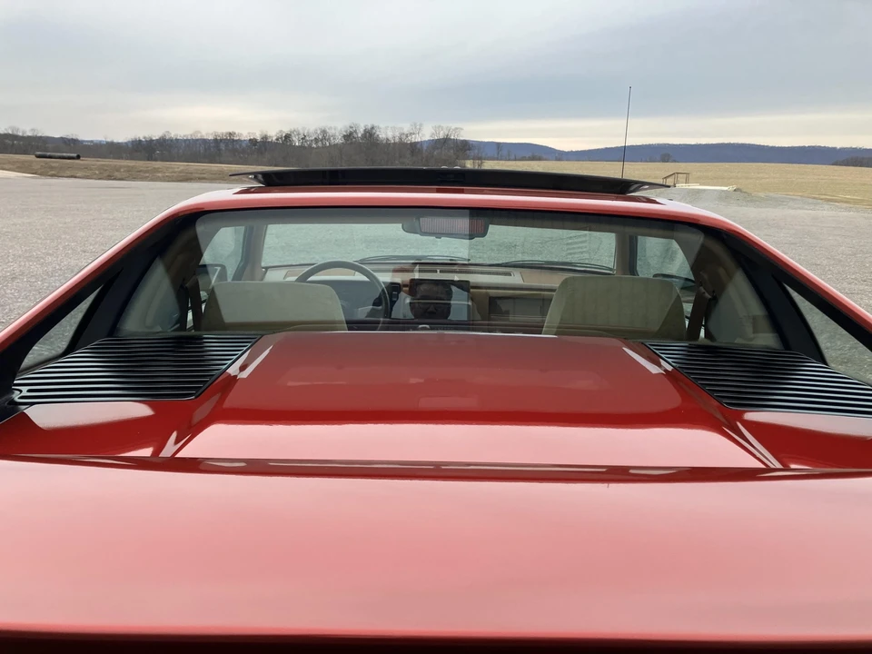 1988 Pontiac Fiero GT - Image 12 of 31