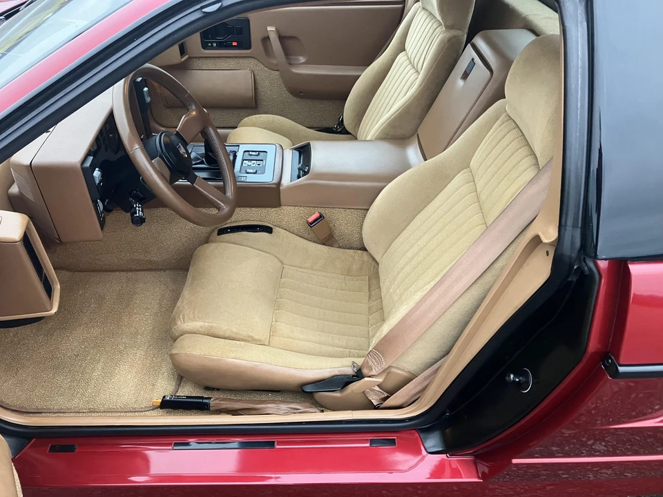 1988 Pontiac Fiero GT - Image 19 of 31