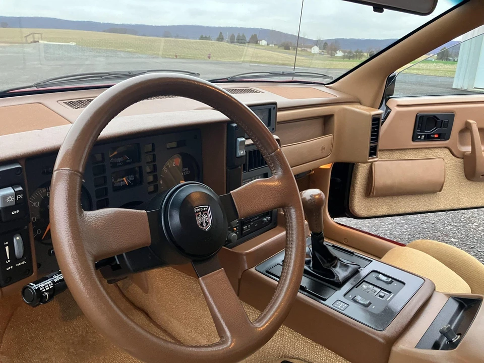 1988 Pontiac Fiero GT - Image 26 of 31
