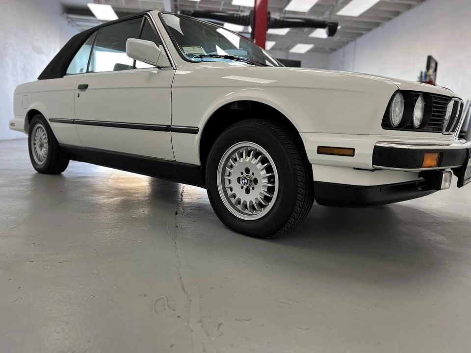 1989 BMW E30 3 Series - Image 17 of 31
