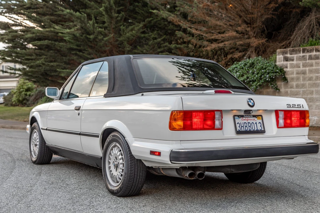 1989 BMW E30 3 Series - Image 13 of 31