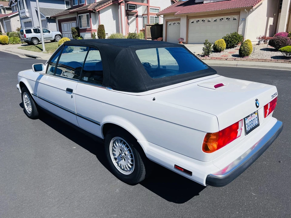 1989 BMW E30 3 Series - Image 25 of 31