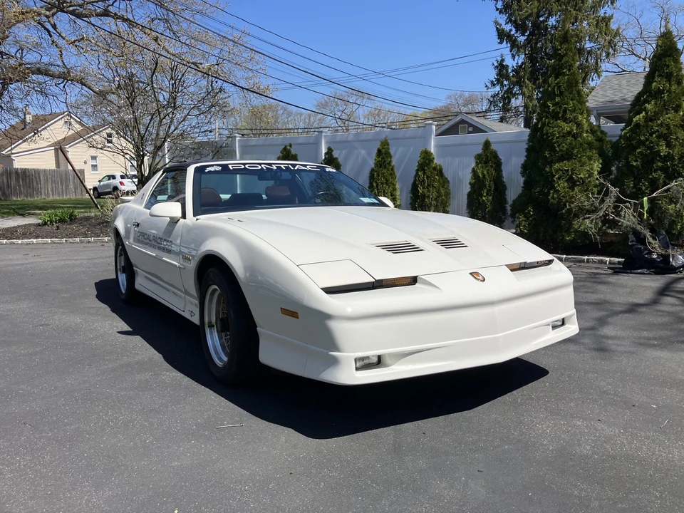 1989 Pontiac Firebird Trans Am 3rd Gen - Image 13 of 31