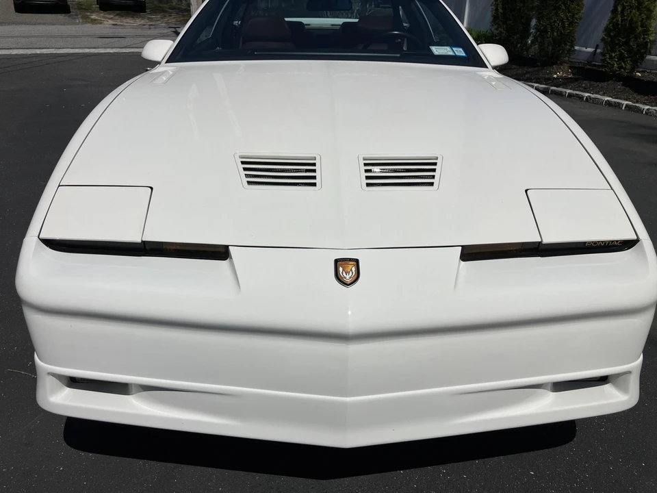 1989 Pontiac Firebird Trans Am 3rd Gen - Image 14 of 31