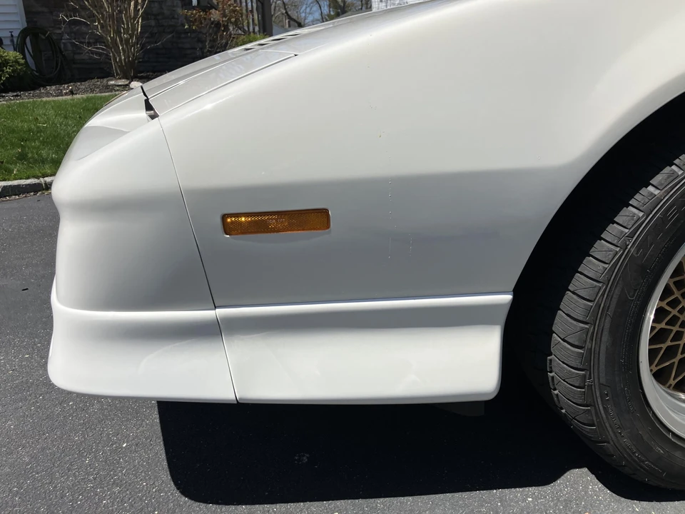 1989 Pontiac Firebird Trans Am 3rd Gen - Image 17 of 31
