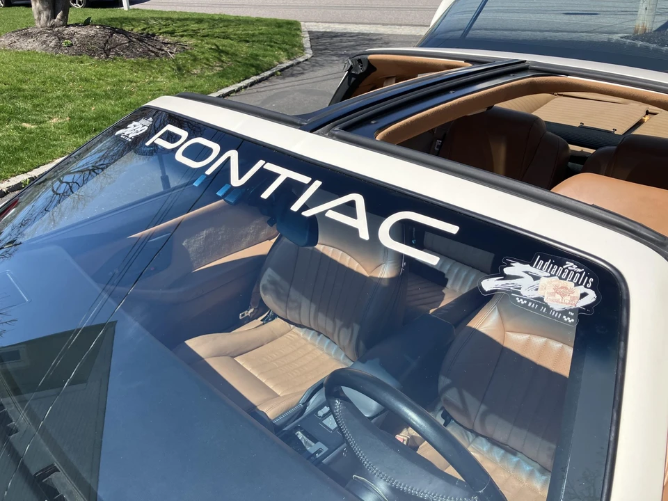 1989 Pontiac Firebird Trans Am 3rd Gen - Image 19 of 31