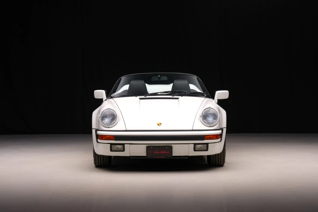 1989 Porsche 911 Carrera 3.2 - Image 13 of 31