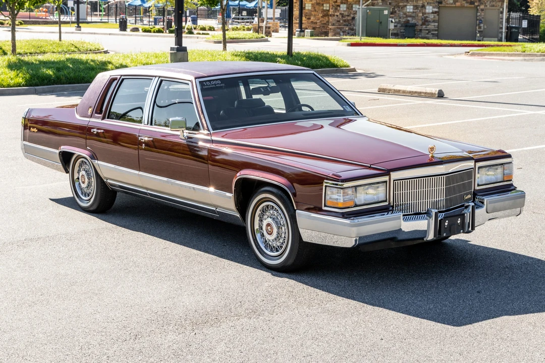 1990 Cadillac Brougham - Image 3 of 31