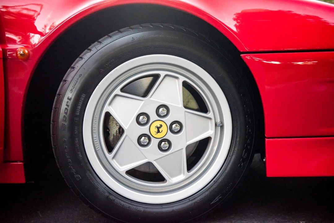 1990 Ferrari Testarossa - Image 19 of 31