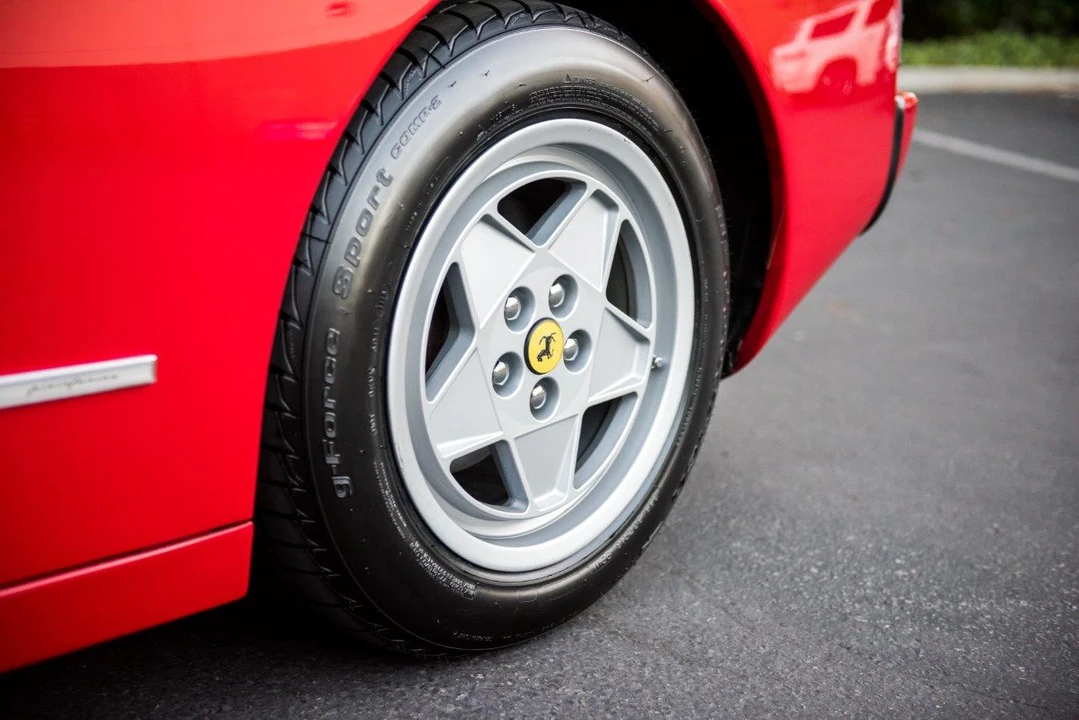 1990 Ferrari Testarossa - Image 21 of 31