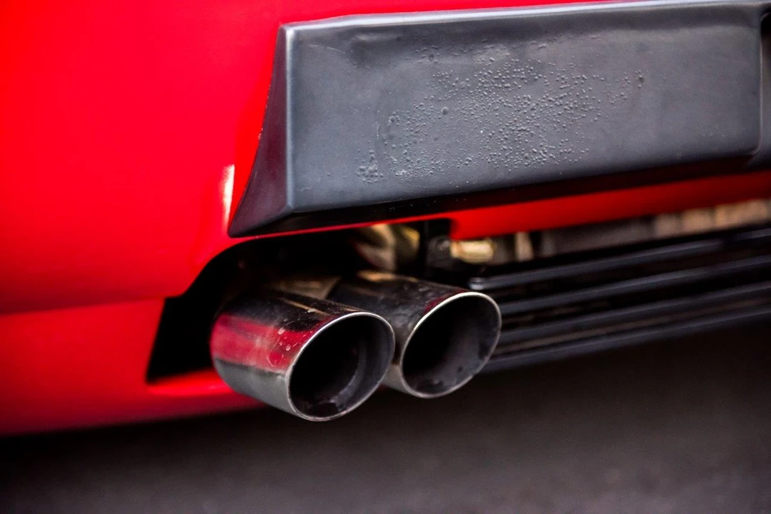 1990 Ferrari Testarossa - Image 24 of 31