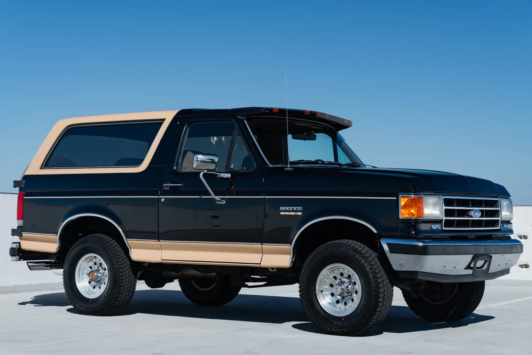 1990 Ford Bronco 4th Gen - Image 9 of 31