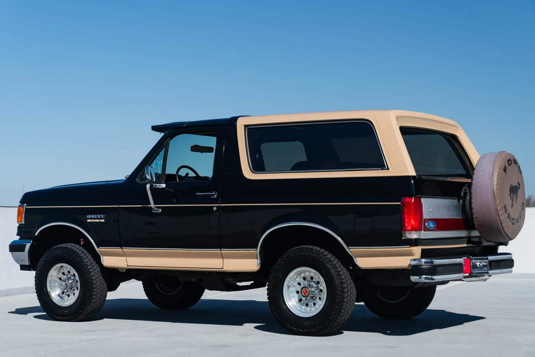 1990 Ford Bronco 4th Gen - Image 5 of 31