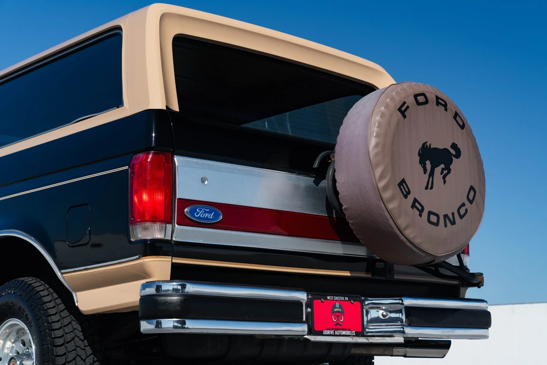 1990 Ford Bronco 4th Gen - Image 27 of 31