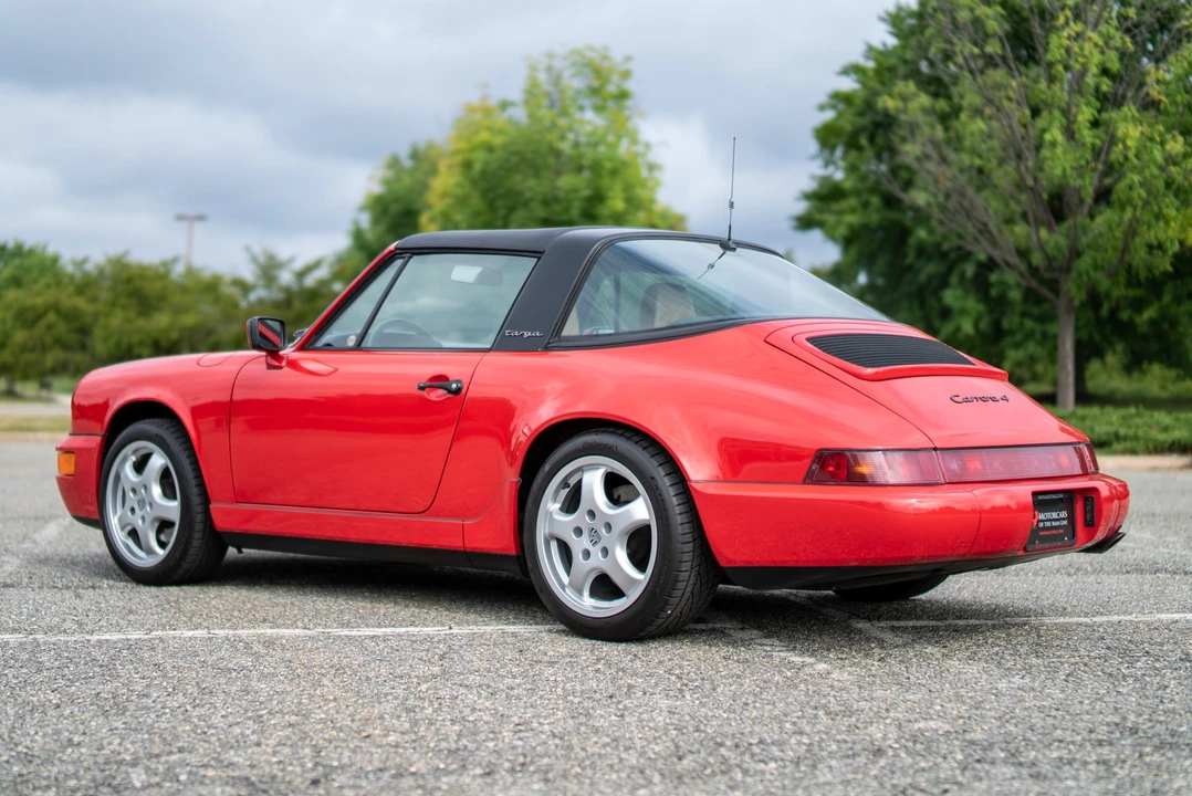 1990 Porsche 964 Carrera 4 - Image 5 of 31