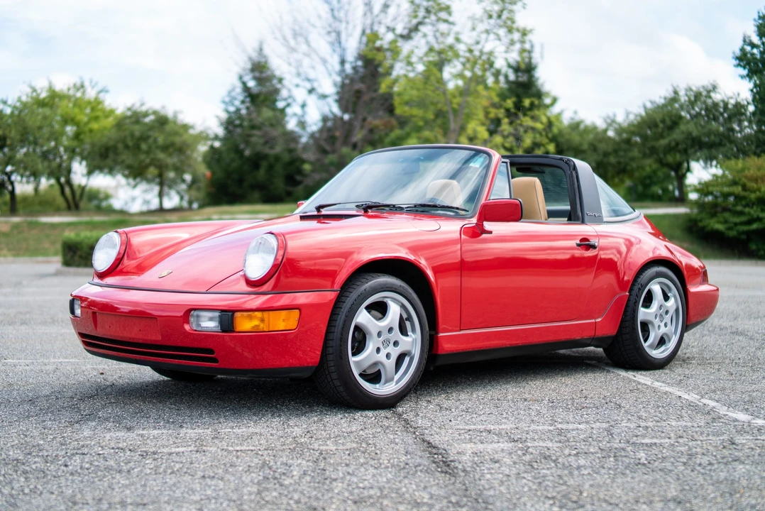 1990 Porsche 964 Carrera 4 - Image 13 of 31
