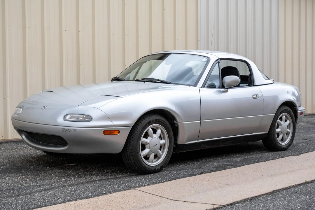 1992 Mazda NA MX-5 Miata - Image 2 of 31