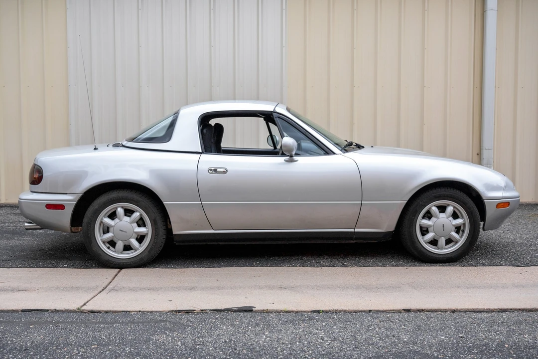 1992 Mazda NA MX-5 Miata - Image 5 of 31