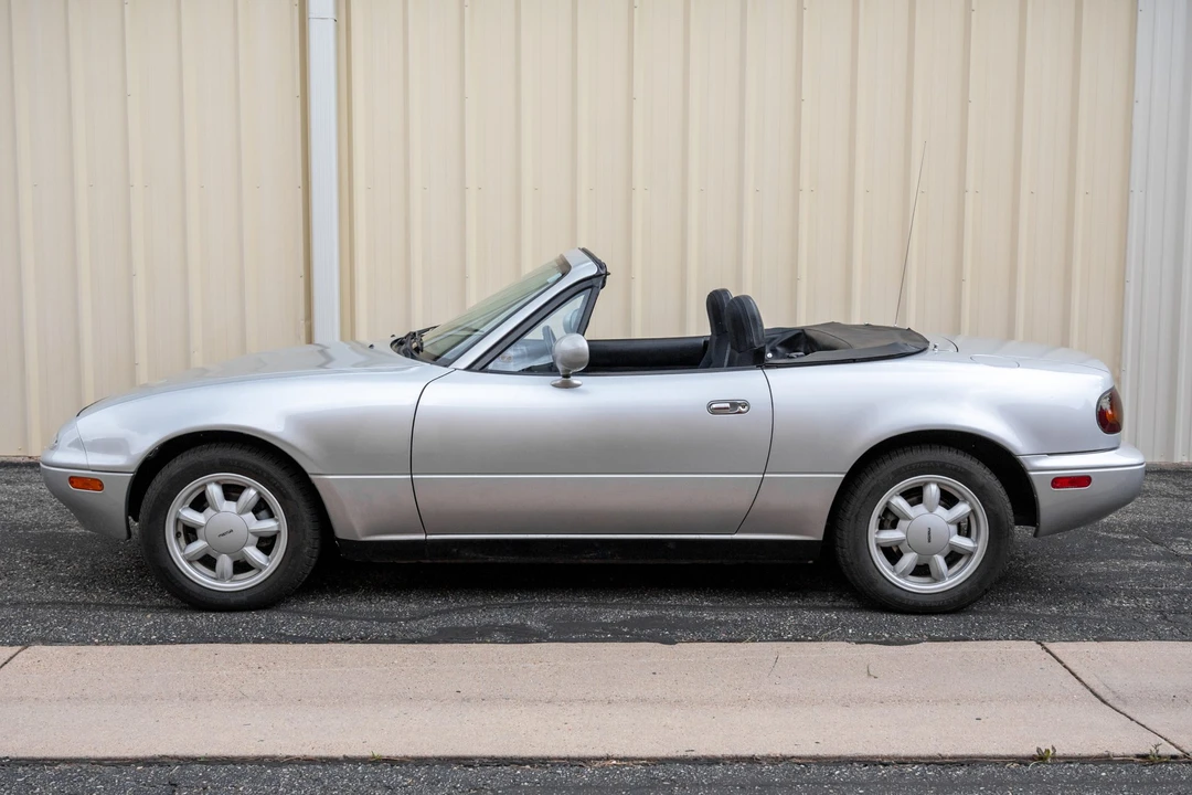1992 Mazda NA MX-5 Miata - Image 24 of 31