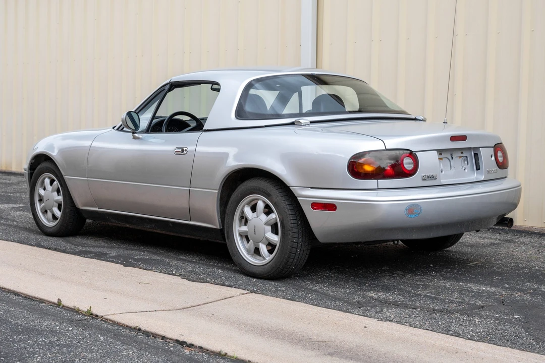 1992 Mazda NA MX-5 Miata - Image 8 of 31