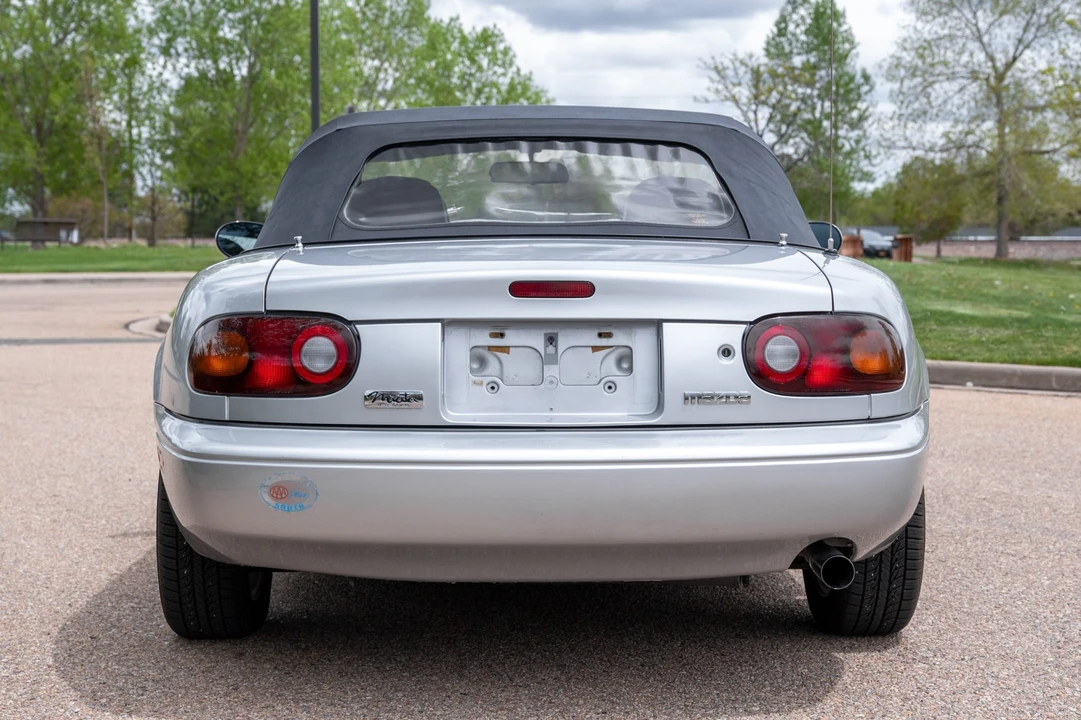1992 Mazda NA MX-5 Miata - Image 16 of 31