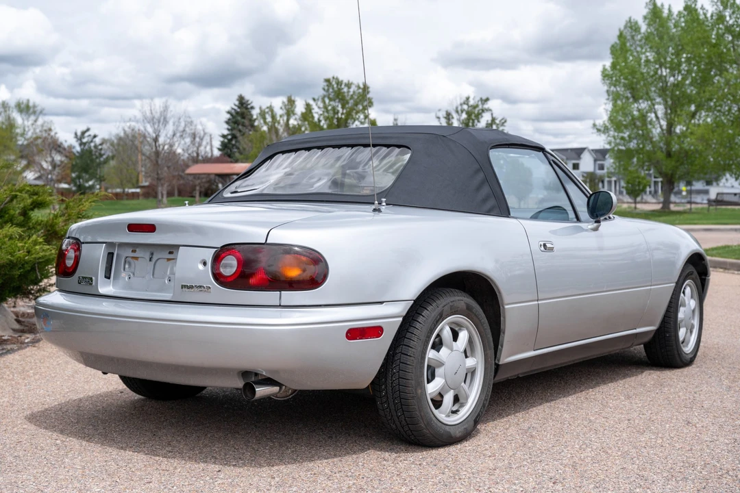 1992 Mazda NA MX-5 Miata - Image 15 of 31