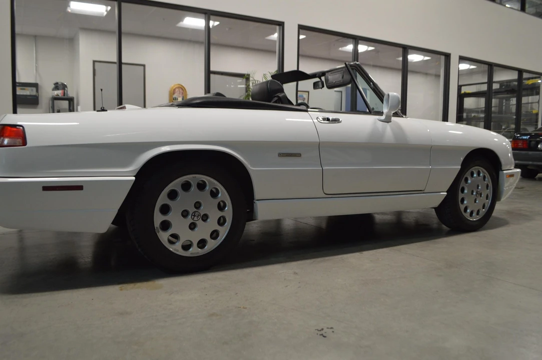 1993 Alfa Romeo Series 4 - Image 21 of 31