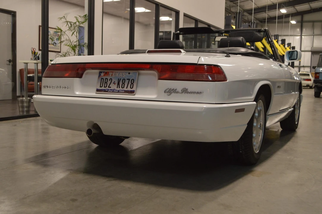 1993 Alfa Romeo Series 4 - Image 26 of 31