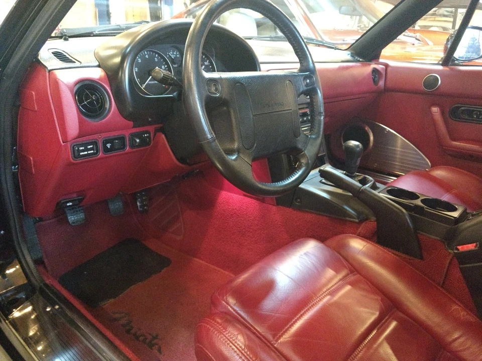 1993 Mazda NA MX-5 Miata - Image 22 of 31
