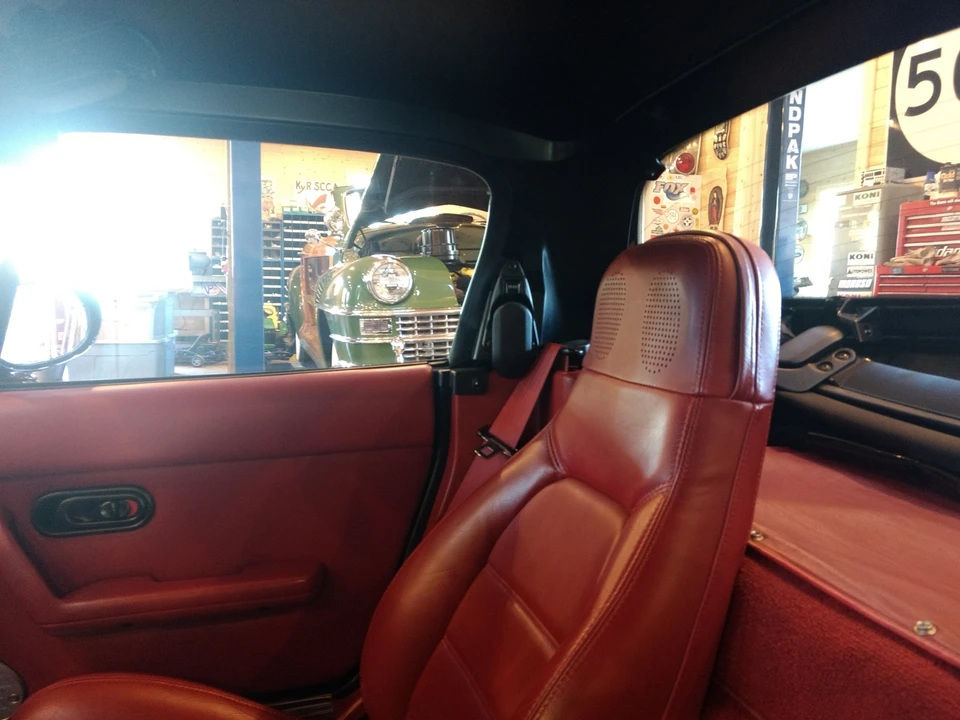 1993 Mazda NA MX-5 Miata - Image 24 of 31