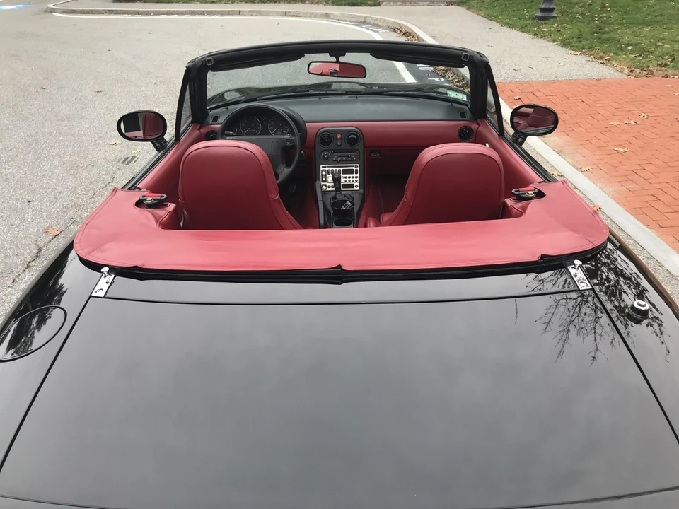 1993 Mazda NA MX-5 Miata - Image 23 of 31