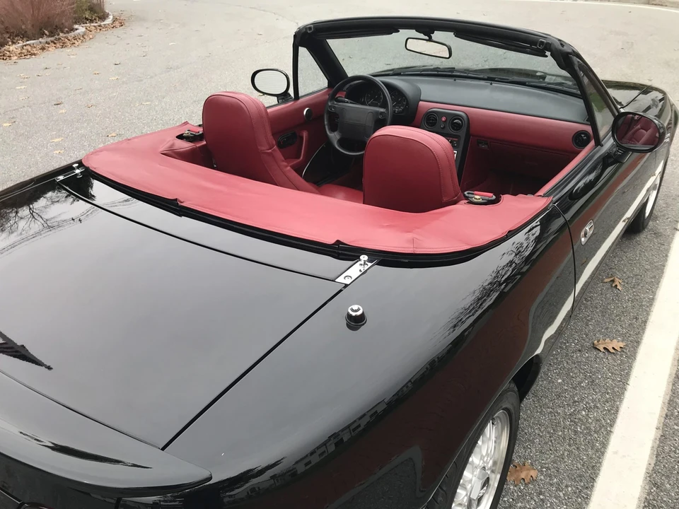 1993 Mazda NA MX-5 Miata - Image 21 of 31