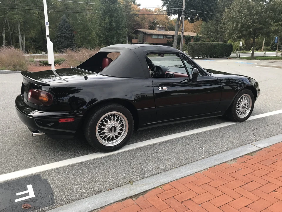 1993 Mazda NA MX-5 Miata - Image 9 of 31