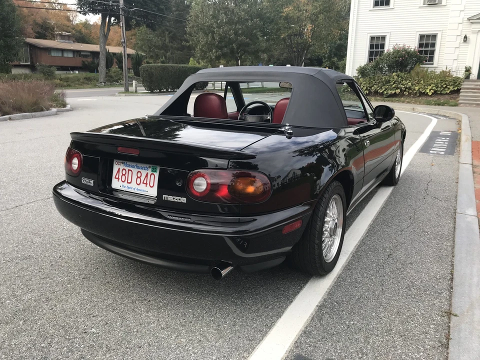 1993 Mazda NA MX-5 Miata - Image 8 of 31
