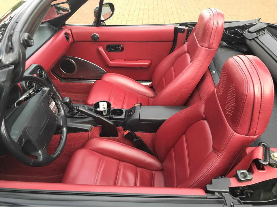 1993 Mazda NA MX-5 Miata - Image 19 of 31
