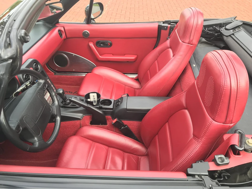 1993 Mazda NA MX-5 Miata - Image 20 of 31